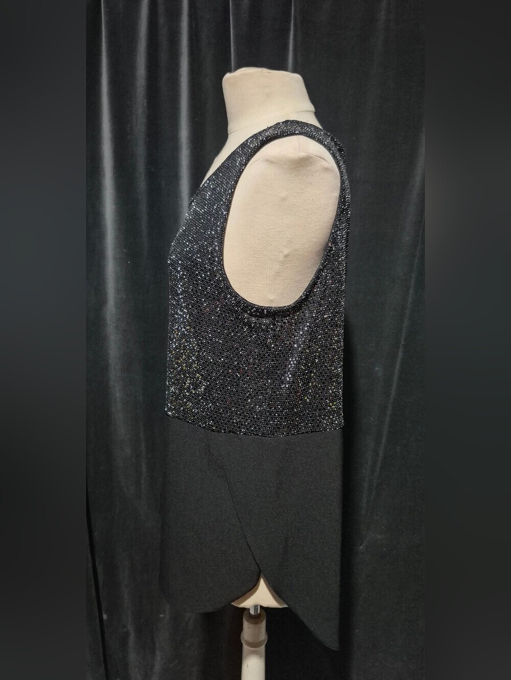 Blouse black (Box B) - Picture 2 of 10